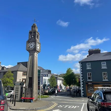 Rolling Hills Westport